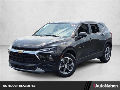 Used 2024 Chevrolet Blazer LT FWD image 1