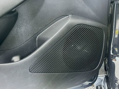 Used 2025 Toyota Corolla LE image 18