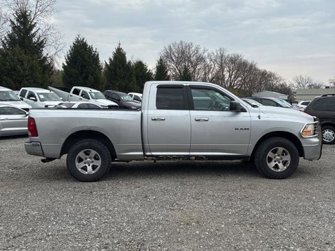 Used 2009 Dodge Ram 1500 Truck SLT image 12