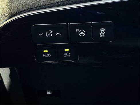 Used 2021 Toyota Prius XLE w/ Advanced Technology Package image 20