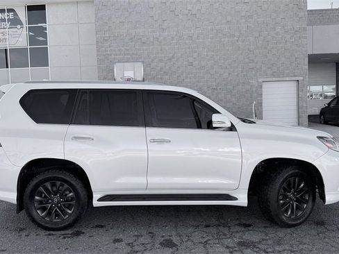 Used 2020 Lexus GX 460 Premium image 5