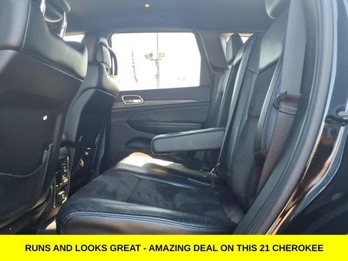 Used 2021 Jeep Grand Cherokee Laredo X image 10