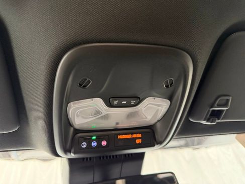 New 2026 GMC Canyon Elevation image 25