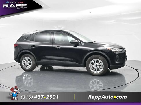 Used 2025 Ford Escape Active AWD/4WD image 2