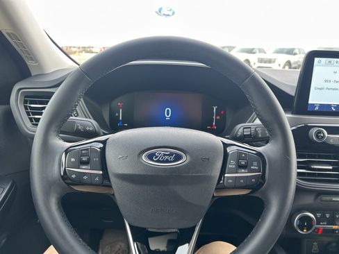 Used 2024 Ford Escape Active w/ Cold Weather Package image 25