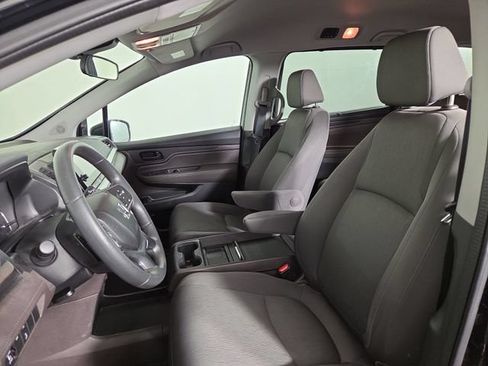 Used 2018 Honda Odyssey EX image 13