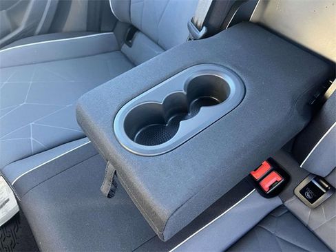 Used 2025 Volkswagen Jetta Sport image 14