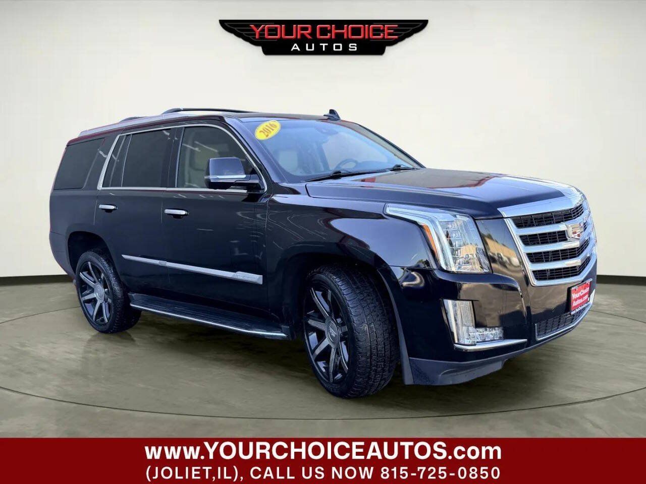 Used 2016 Cadillac Escalade Luxury AWD/4WD image 3