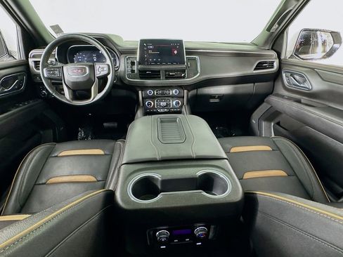 Used 2023 GMC Yukon XL AT4 w/ Technology Package image 39