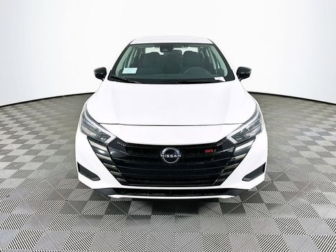 New 2025 Nissan Versa SR w/ Trunk Package image 4