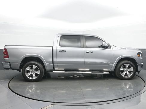 Used 2021 RAM 1500 Laramie AWD/4WD image 6
