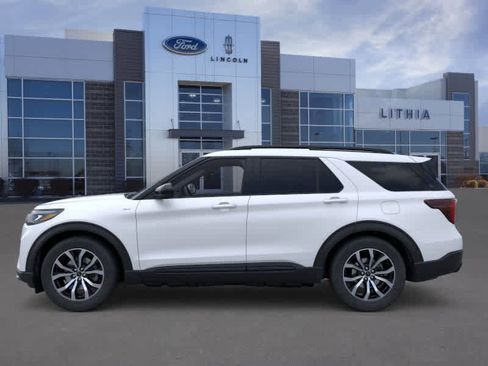 New 2026 Ford Explorer ST-Line AWD/4WD image 3