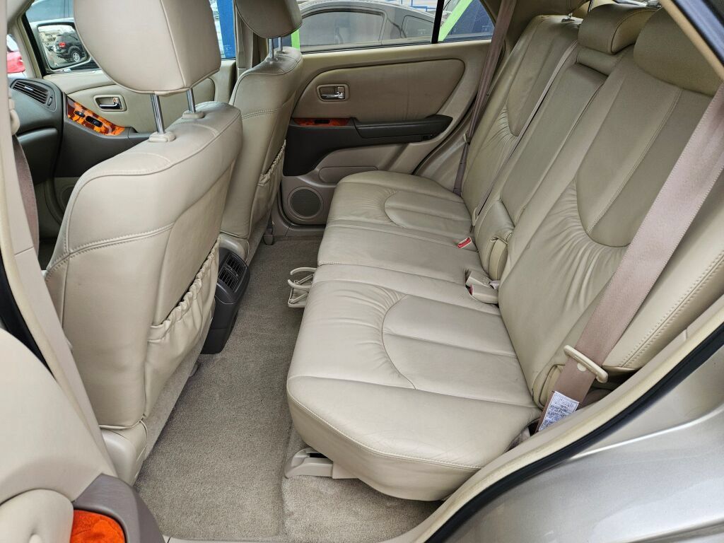 Used 2001 Lexus RX 300 FWD image 11
