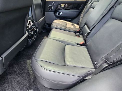 Used 2019 Land Rover Range Rover HSE AWD/4WD image 18