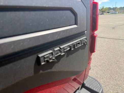 Used 2020 Ford F150 Raptor w/ Equipment Group 802A Luxury AWD/4WD image 32