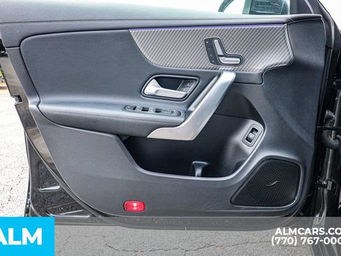 Used 2025 Mercedes-Benz CLA 250 image 43