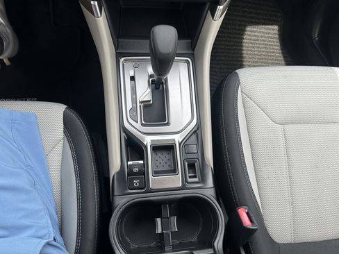 Used 2019 Subaru Forester w/ Alloy Wheel Package image 10