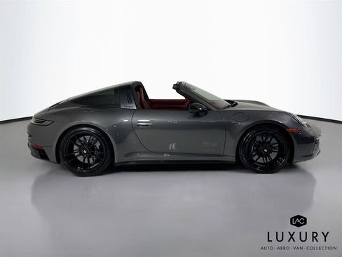 Used 2023 Porsche 911 Targa 4 GTS image 5