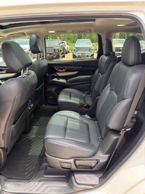 Used 2022 Subaru Ascent Touring AWD/4WD image 19