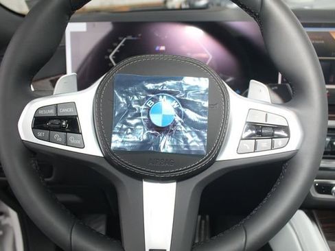 New 2026 BMW X6 xDrive40i w/ Climate Comfort Package image 15