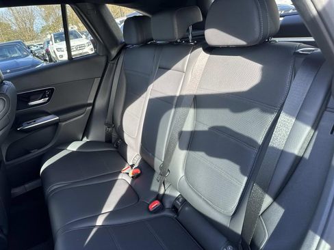 New 2026 Mercedes-Benz GLC 300 4MATIC image 6