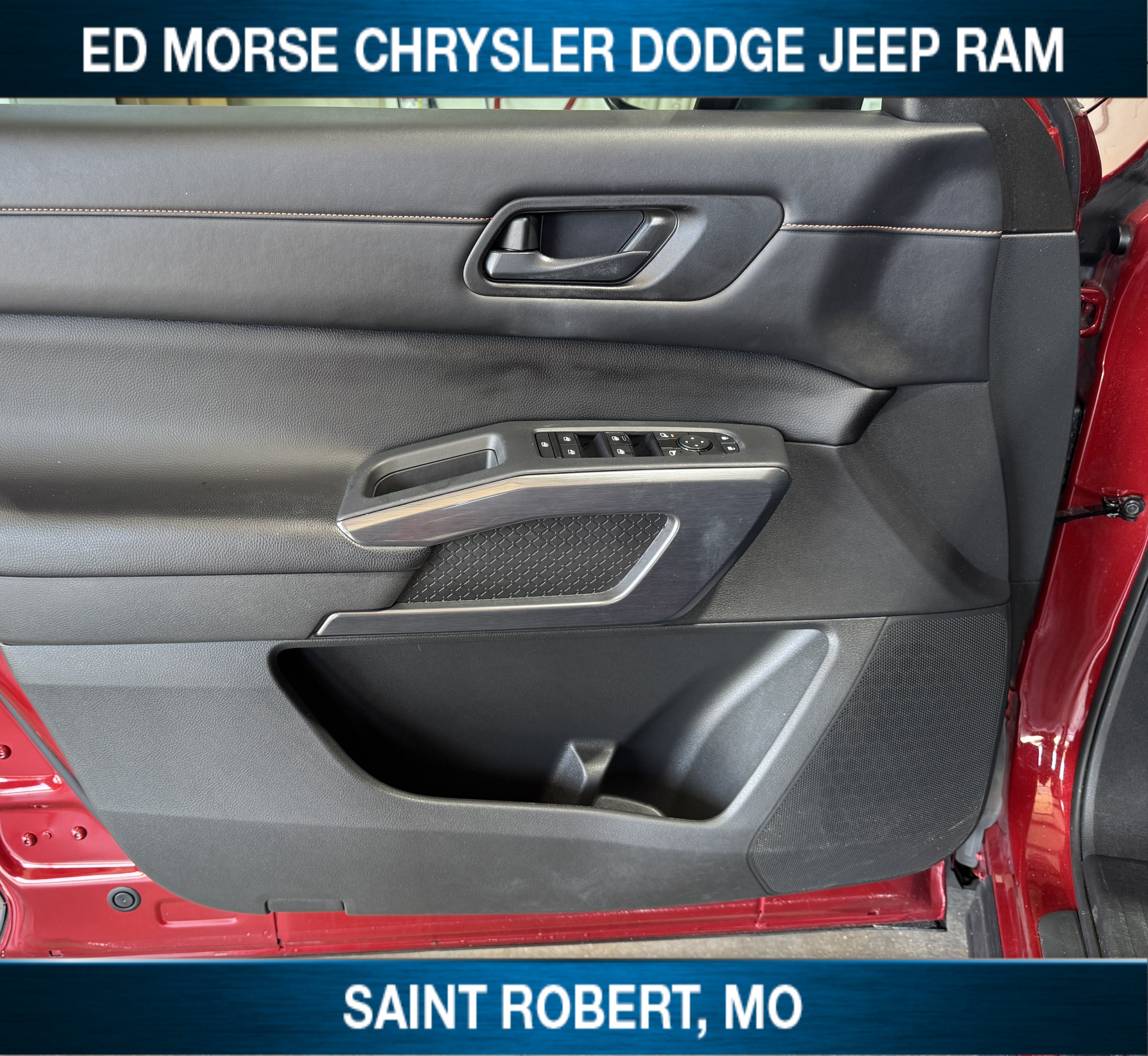Used 2023 Nissan Pathfinder Rock Creek AWD/4WD image 37
