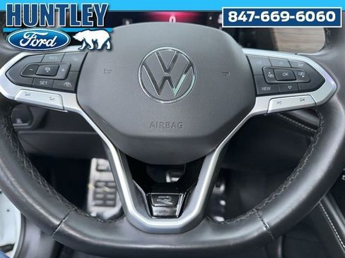 Used 2024 Volkswagen Atlas SEL Premium R-Line image 33