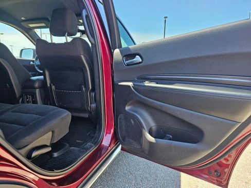 Certified 2023 Dodge Durango SXT Launch Edition AWD/4WD image 16