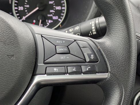 Used 2024 Nissan Sentra SV image 34