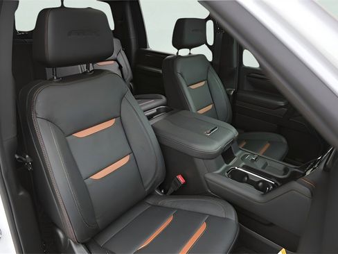 New 2025 GMC Sierra 2500 AT4 w/ AT4 Premium Plus Package image 40