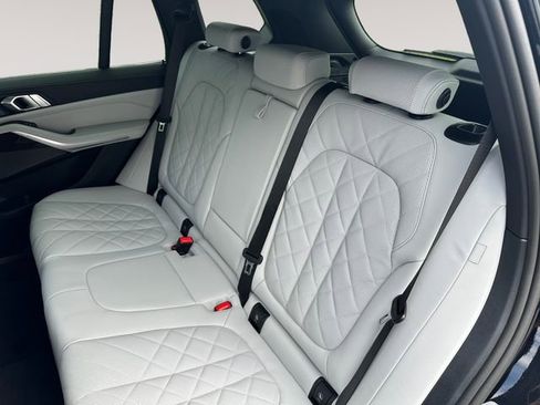New 2026 BMW X5 xDrive40i w/ Climate Comfort Package image 13