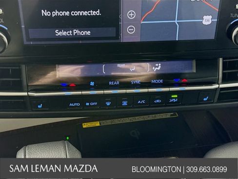 Used 2021 Toyota Sienna XLE w/ XLE Plus Package image 16