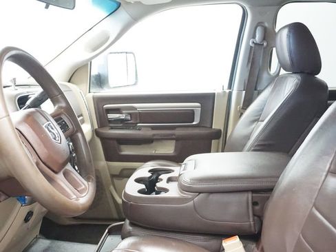 Used 2013 RAM 2500 SLT w/ Protection Group image 28