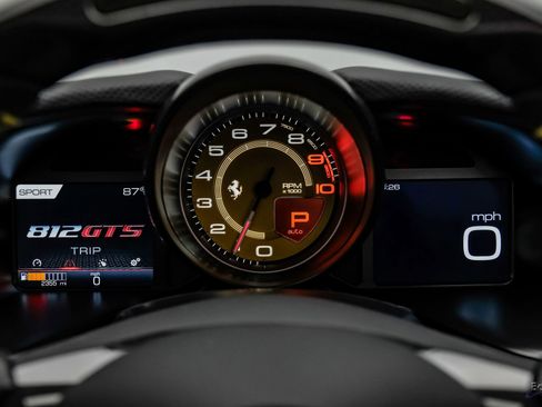 Used 2023 Ferrari 812 GTS RWD image 95