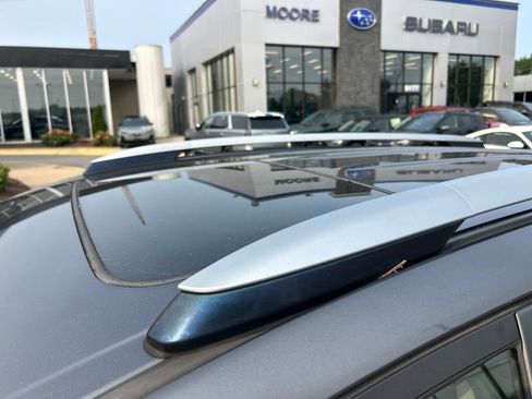 Used 2018 Toyota RAV4 XLE AWD/4WD image 13