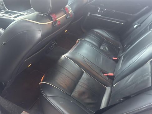 Used 2016 Jaguar XJ R-Sport image 8