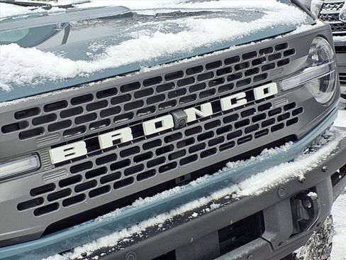 Used 2022 Ford Bronco Badlands image 30