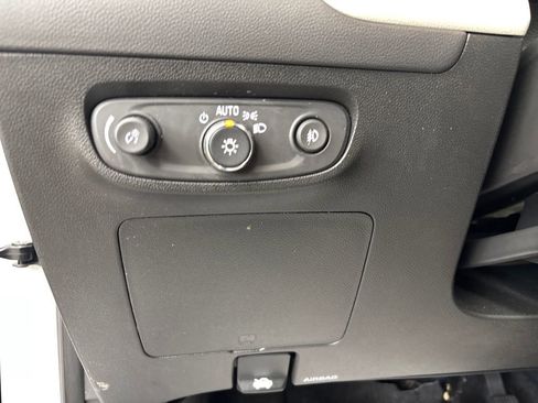 Used 2023 Buick Encore GX Select FWD image 26