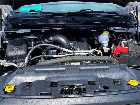 Used 2019 RAM 1500 Classic Warlock AWD/4WD image 37