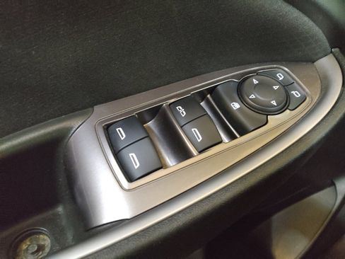 Used 2022 Chevrolet Malibu LT FWD image 27