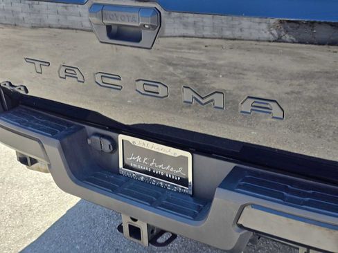 Used 2024 Toyota Tacoma SR5 AWD/4WD image 13