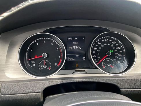Used 2017 Volkswagen Golf SEL FWD image 26