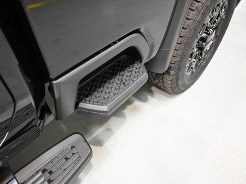 New 2026 GMC Sierra 2500 Denali w/ Denali Reserve Package image 32