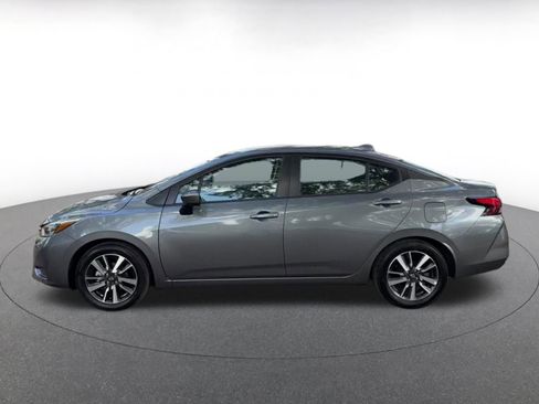 Used 2025 Nissan Versa SV FWD image 9