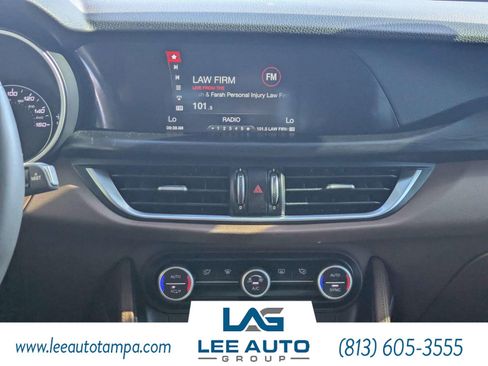 Used 2019 Alfa Romeo Stelvio RWD image 17