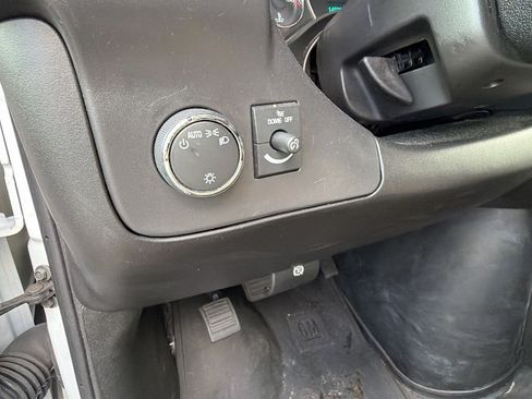 Used 2025 GMC Savana 3500 LT w/ LT Preferred Equipment Group RWD image 19