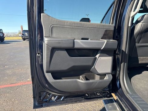 Used 2023 Ford F250 Lariat w/ Lariat Ultimate Package AWD/4WD image 37