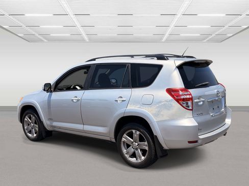 Used 2009 Toyota RAV4 Sport AWD/4WD image 3