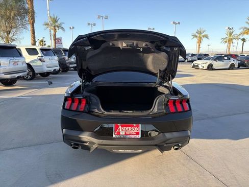 Used 2025 Ford Mustang Coupe RWD image 25