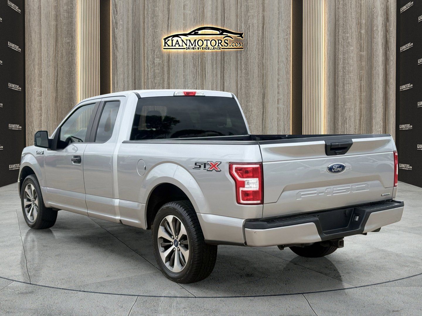 Used 2020 Ford F150 XL w/ Equipment Group 101A Mid RWD image 5